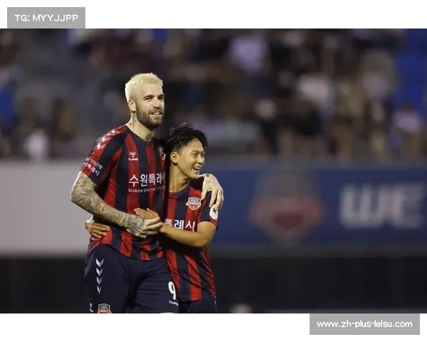 奥克兰FC后卫皮纳克谈适应澳洲酷热气候直言比欧洲更具挑战